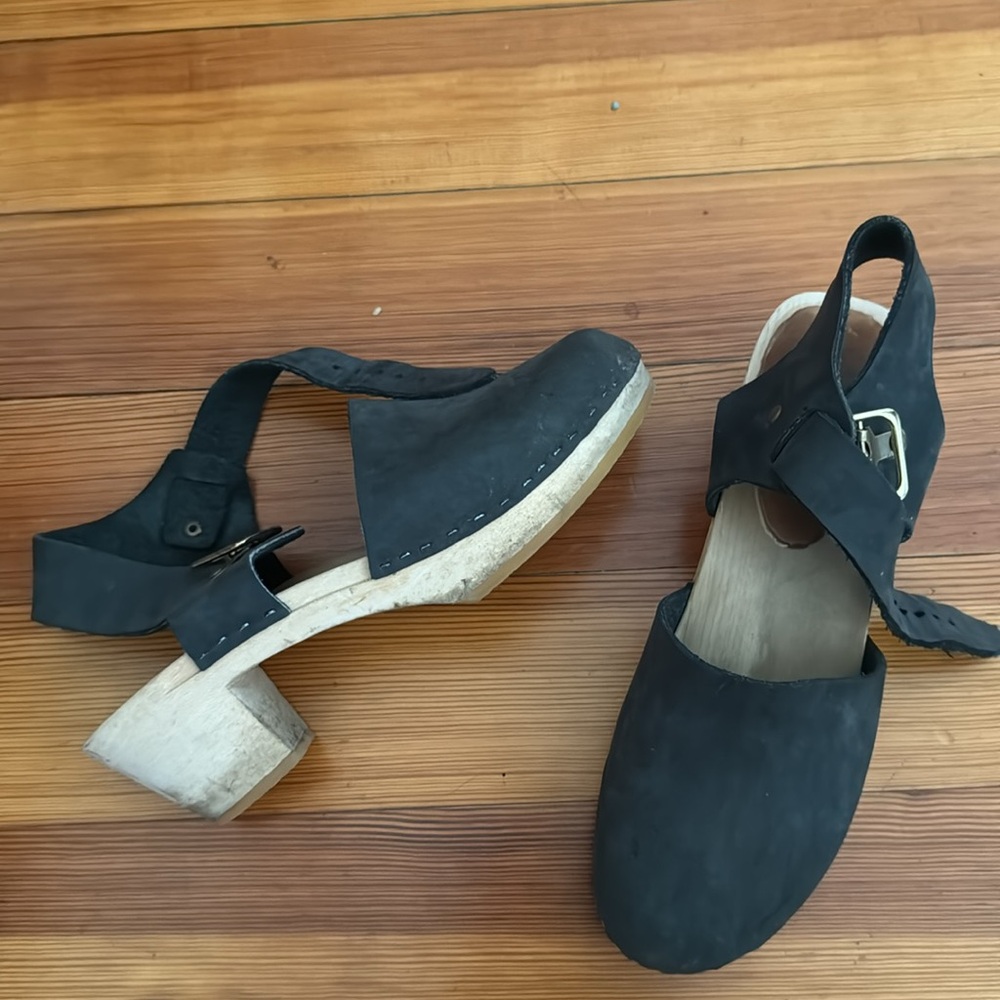 Bryr Emma close toe mid heel coal 37/7-7.5